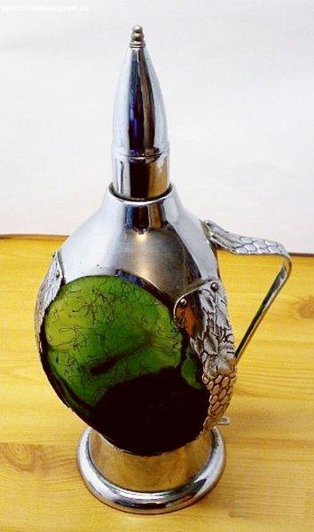 Zenélő likőrös palack, horpasztott Muránói üvegbetét
