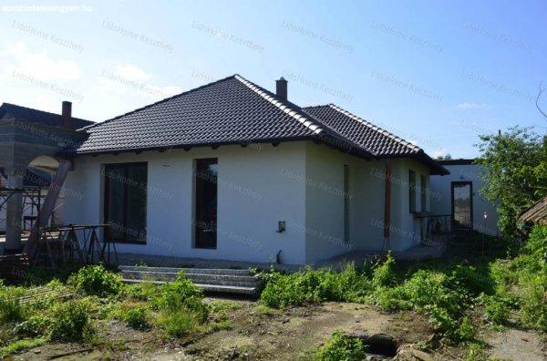 Eladó új építésű családi ház Zalacsányban