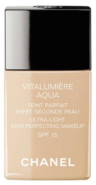 Chanel Világosító hidratáló smink Vitalumiere Aqua SPF
15 (Ultra-Light Skin Perfecting Makeup) 30 ml 42 Beige Rosé