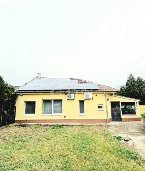 Eladó családi ház Budapest, X. kerület, 	Felsőrákos
