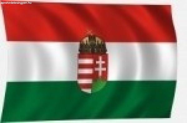 Lobogó magyar címeres 30 x 20 cm