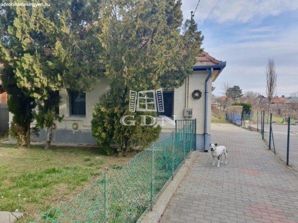 Eladó családi ház Tököl, 	Csépi út környéke