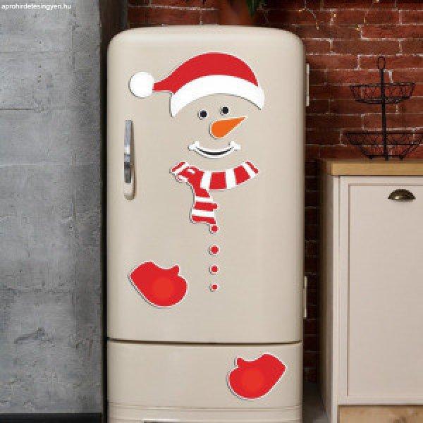 Hóemberes hűtőmágnes nagyméretű piros ruhás